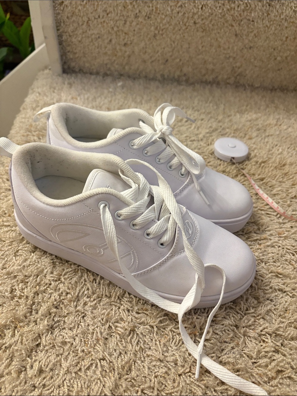Heelys White Kids Lace-Up Sneakers with Subtle Logo